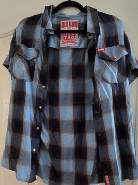 DIXXON Red Tag Light Blue and Navy Plaid Short-Sleeve Button Down Shirt